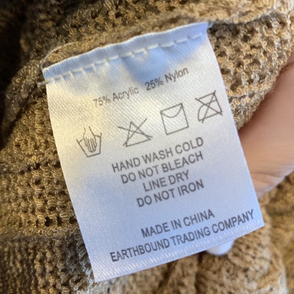 ❗️3/$23 Earthbound Tan Crochet Knit Lace Sheer Boho Natural Laganlook Sweater - Picture 4 of 5